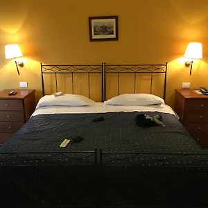 https://villa-margherita-naples.hotels-amalfi.com